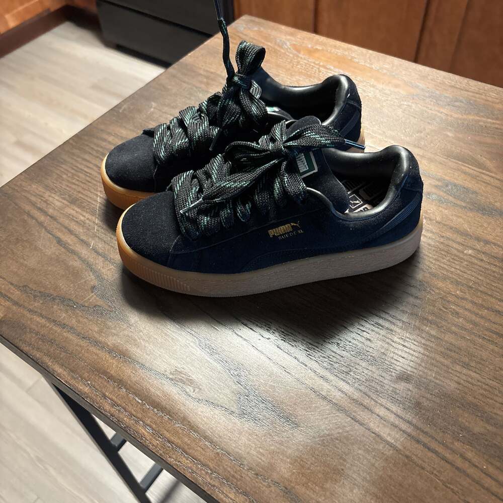 Puma Suede XL Skate Casual Shoes Size (women’s 8)